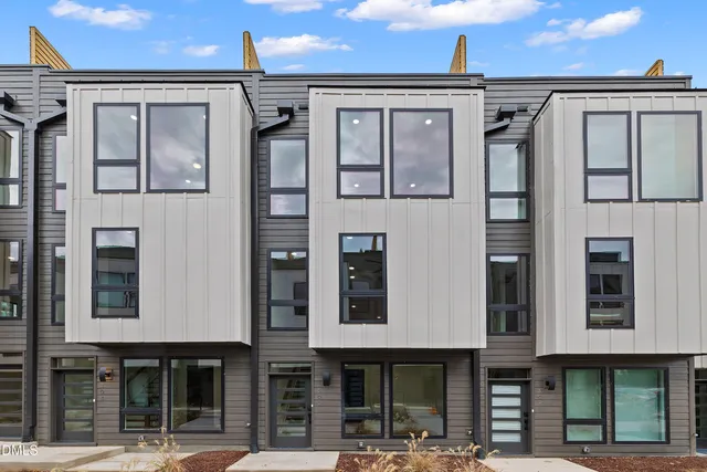 $499,990 | 512 Gordon Street, Unit 303, Durham, NC 27701