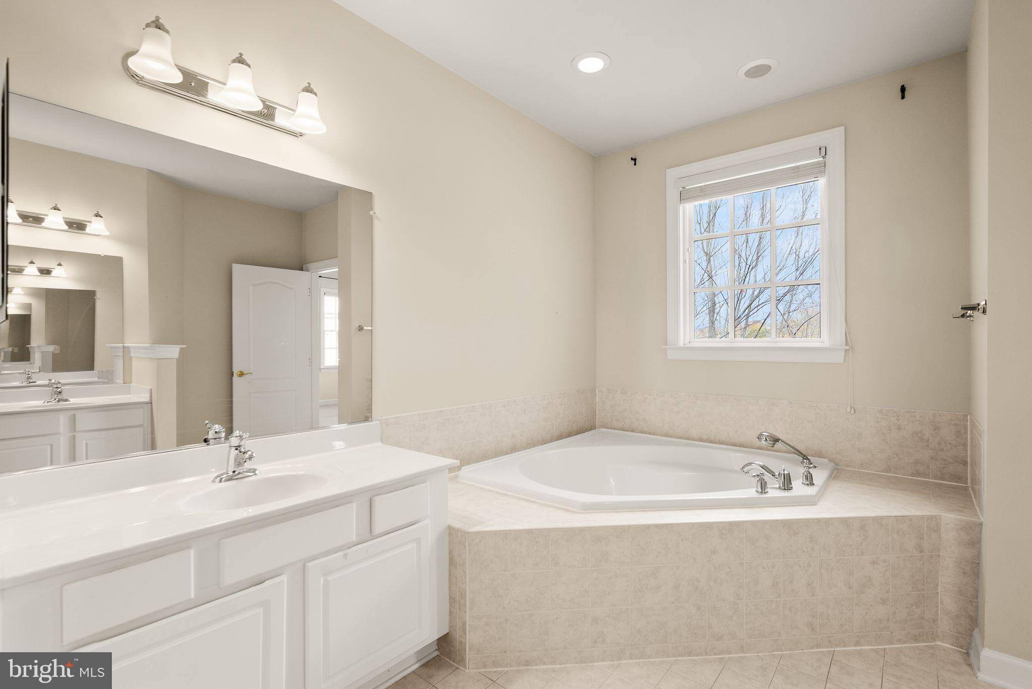 11821 Whitworth Cannon Lane Bristow, VA 20136 - Photo 44 of 70