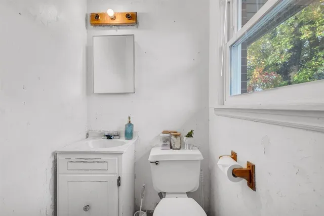 $240,000 | 5708 Sierra Drive, Roanoke, VA 24012