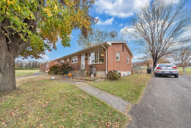 $240,000 | 5708 Sierra Drive, Roanoke, VA 24012