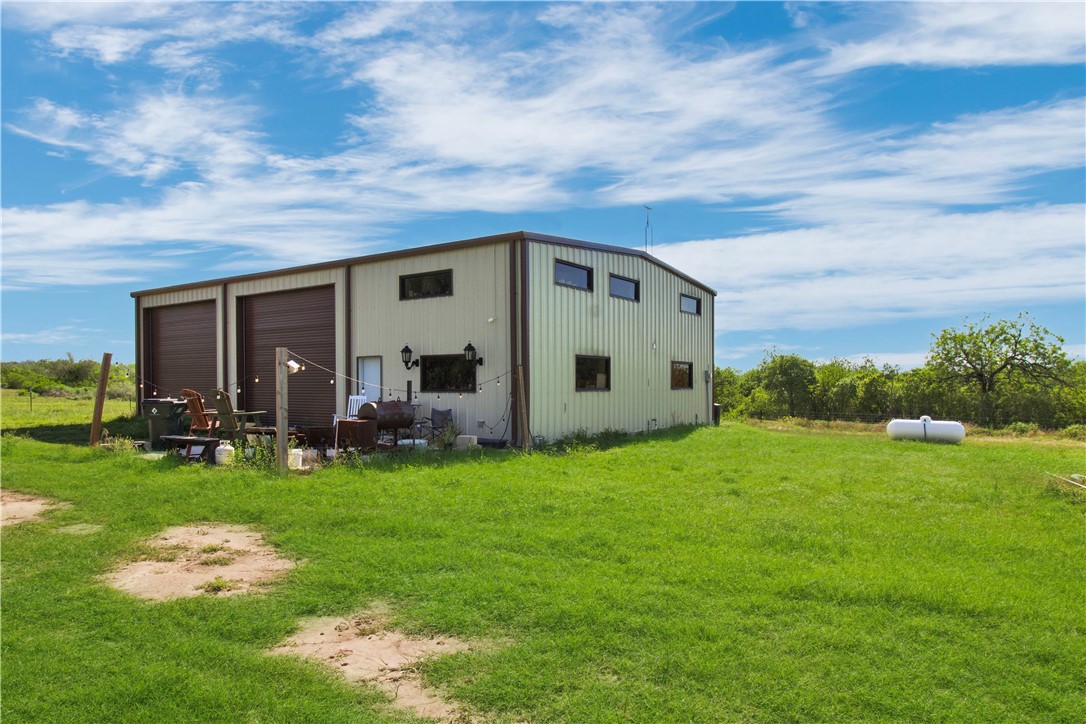 4552 Mineral Cemetery Road Beeville, TX 78102 - Photo 4 of 31