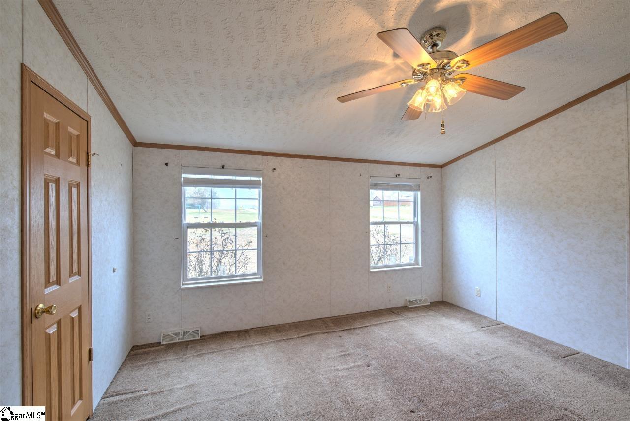 3687 Pennington Road Greer, SC 29651 - Photo 18 of 35