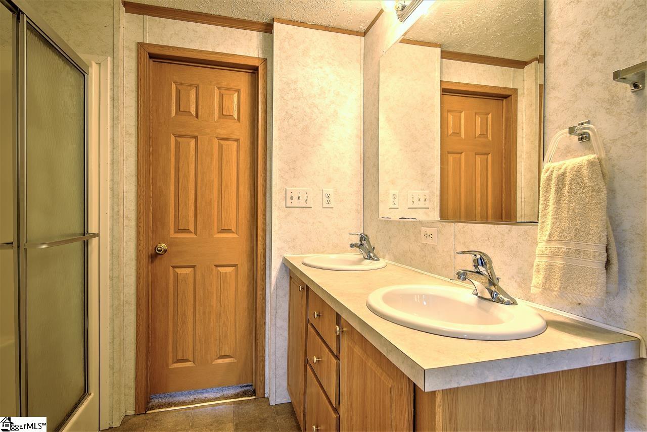 3687 Pennington Road Greer, SC 29651 - Photo 21 of 35