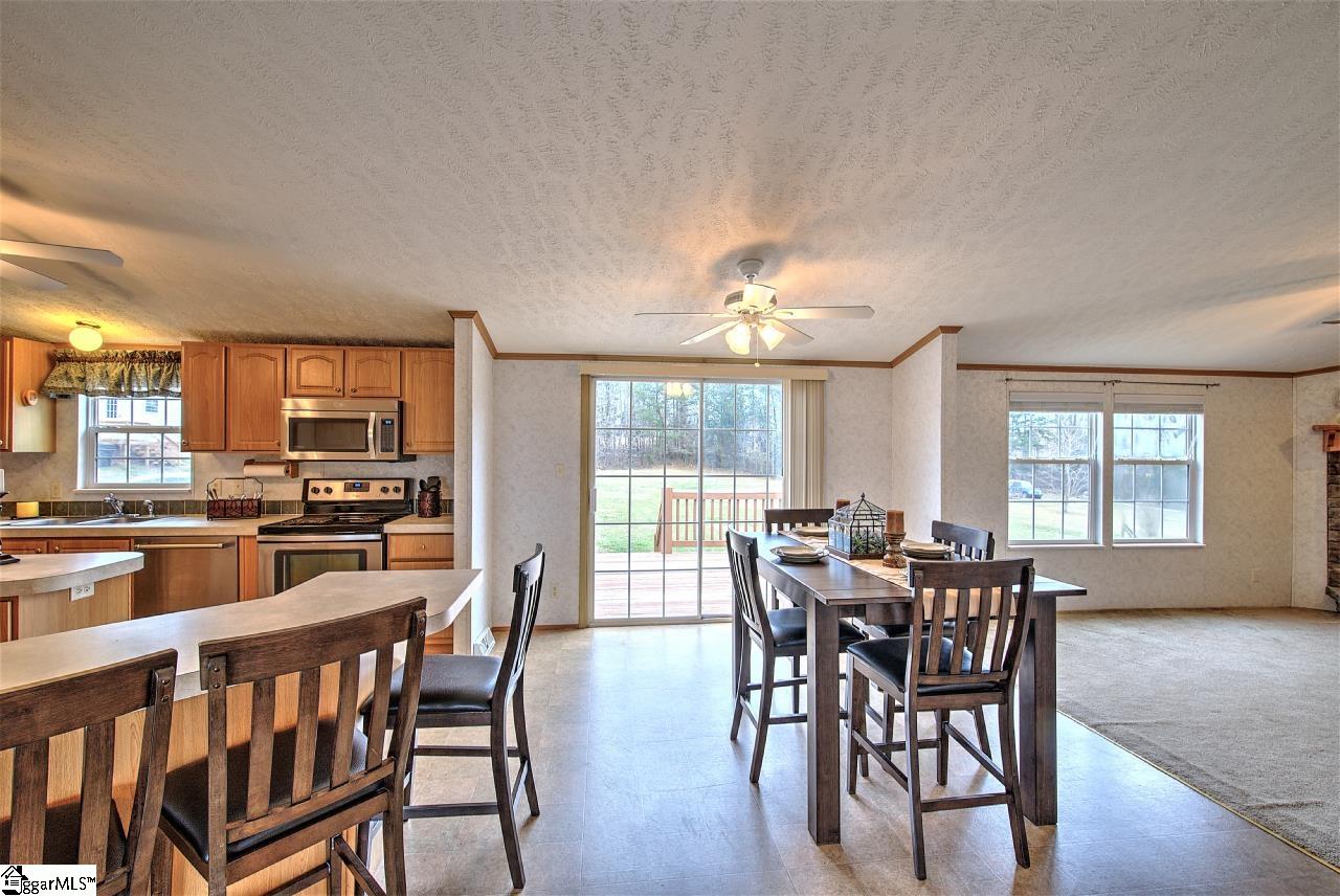 3687 Pennington Road Greer, SC 29651 - Photo 6 of 35