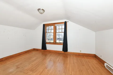 $199,900 | 2316 North Grant Boulevard, Milwaukee, WI 53210