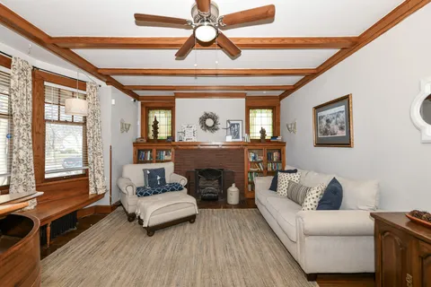 $199,900 | 2316 North Grant Boulevard, Milwaukee, WI 53210