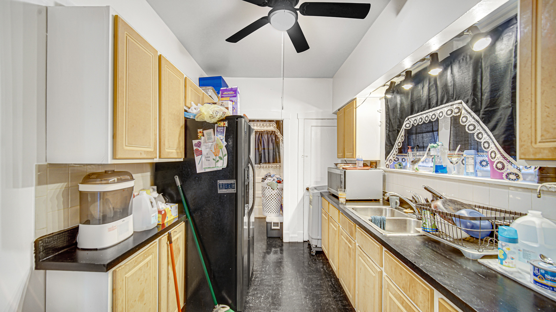 1634 West 68th Street Chicago, IL 60636 - Photo 11 of 34