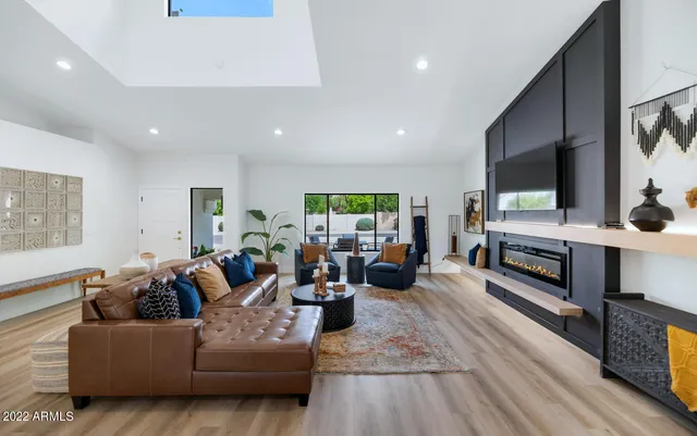 $14,995 | 10333 East Caron Street, Scottsdale, AZ 85258