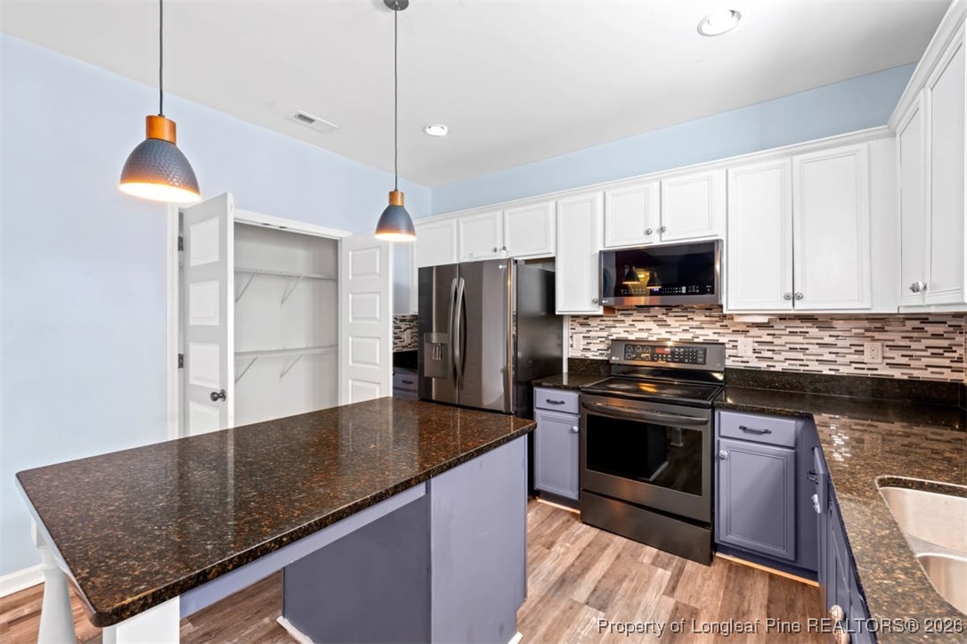 16 Shelby Street Spring Lake, NC 28390 - Photo 11 of 36 kitchen