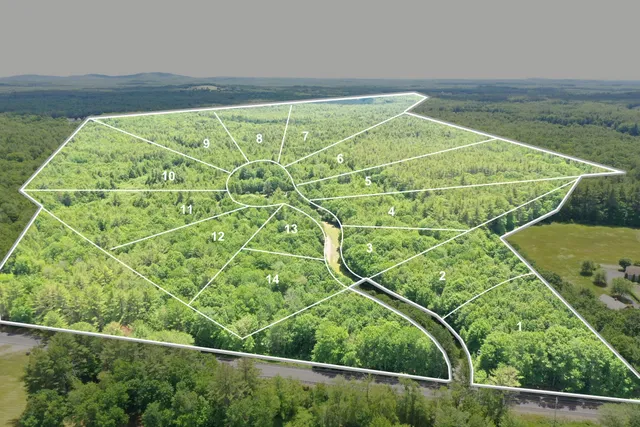 $999,900 | 331 Somersworth Road, North Berwick, ME 03906