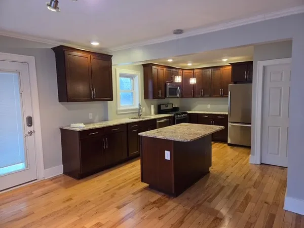 $2,500 | 1630-1 Empire Boulevard, Penfield, NY 14580