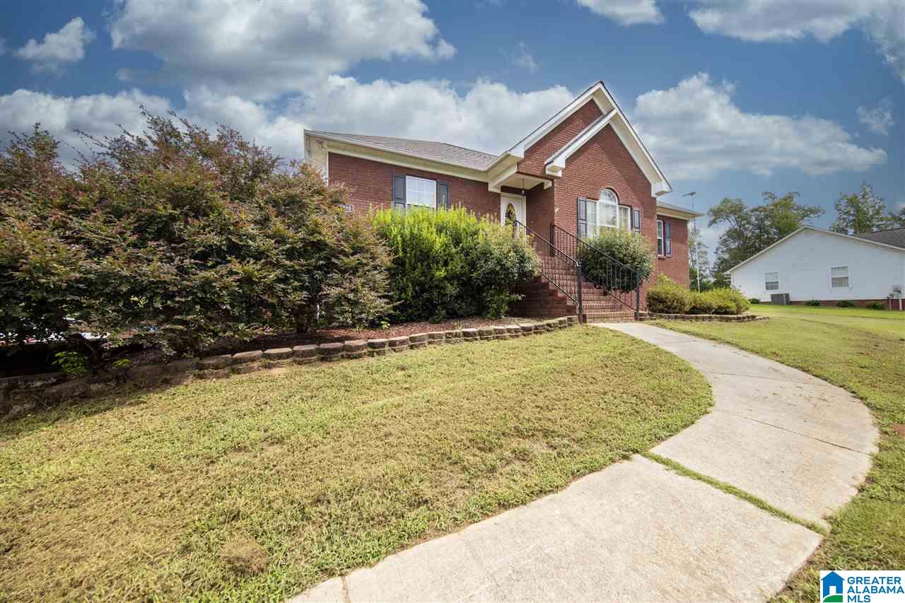 1145 Armstrong Loop Hayden, AL 35079 - Photo 10 of 43