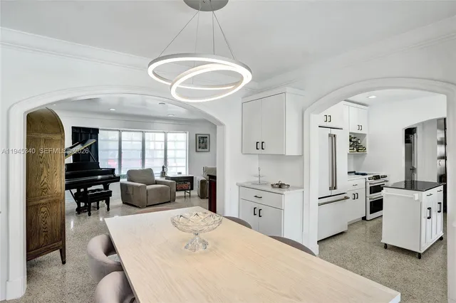 $5,850 | 280 Northeast Spanish Court, Unit 280, Boca Raton, FL 33432