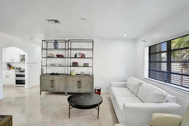 $5,850 | 280 Northeast Spanish Court, Unit 280, Boca Raton, FL 33432