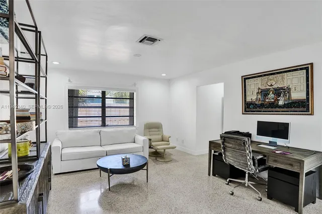 $5,850 | 280 Northeast Spanish Court, Unit 280, Boca Raton, FL 33432