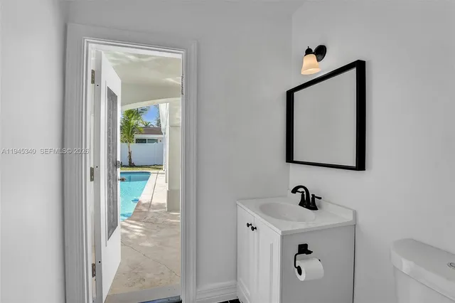 $5,850 | 280 Northeast Spanish Court, Unit 280, Boca Raton, FL 33432