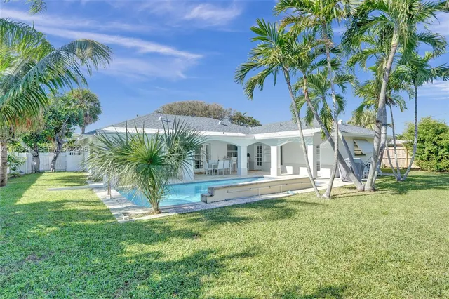 $5,850 | 280 Northeast Spanish Court, Unit 280, Boca Raton, FL 33432