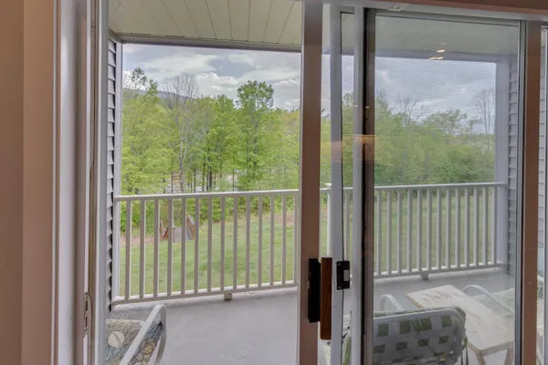 $290,900 | 36 Lodge Road, Unit C102, Lincoln, NH 03251