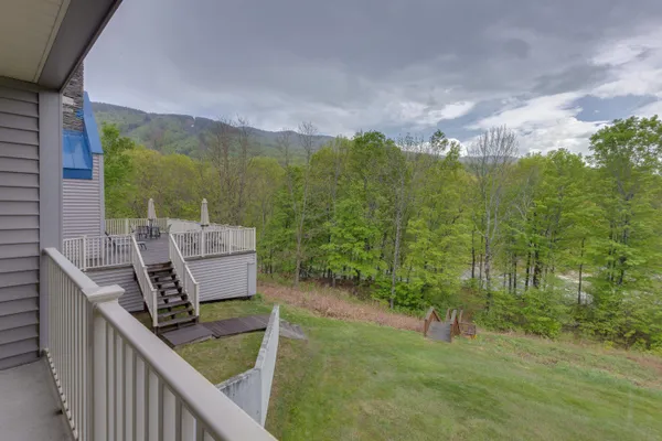 $290,900 | 36 Lodge Road, Unit C102, Lincoln, NH 03251