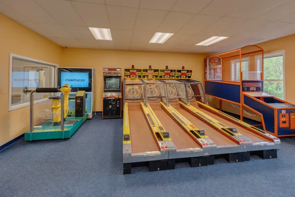 $290,900 | 36 Lodge Road, Unit C102, Lincoln, NH 03251