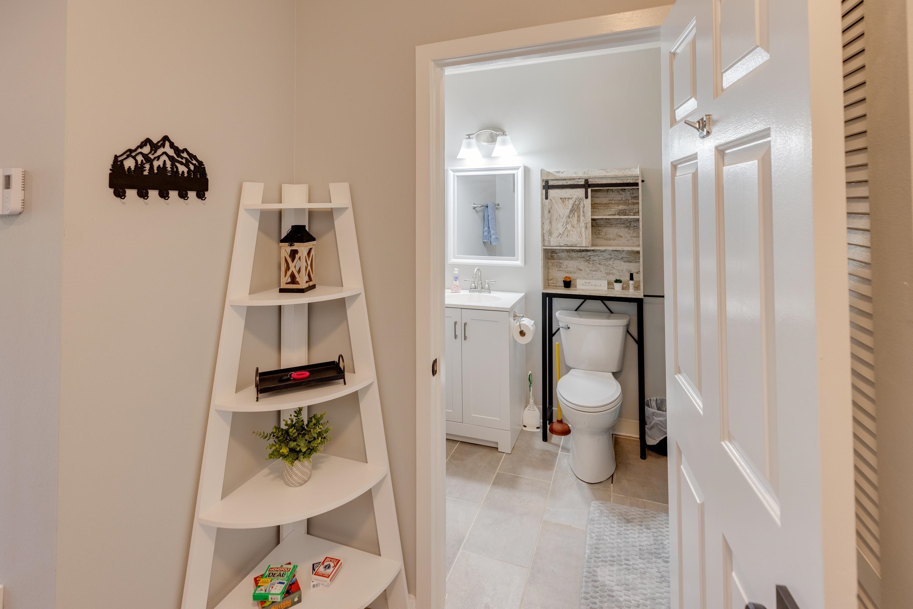 36 Lodge Road, Unit C102 Lincoln, NH 03251 - Photo 3 of 50