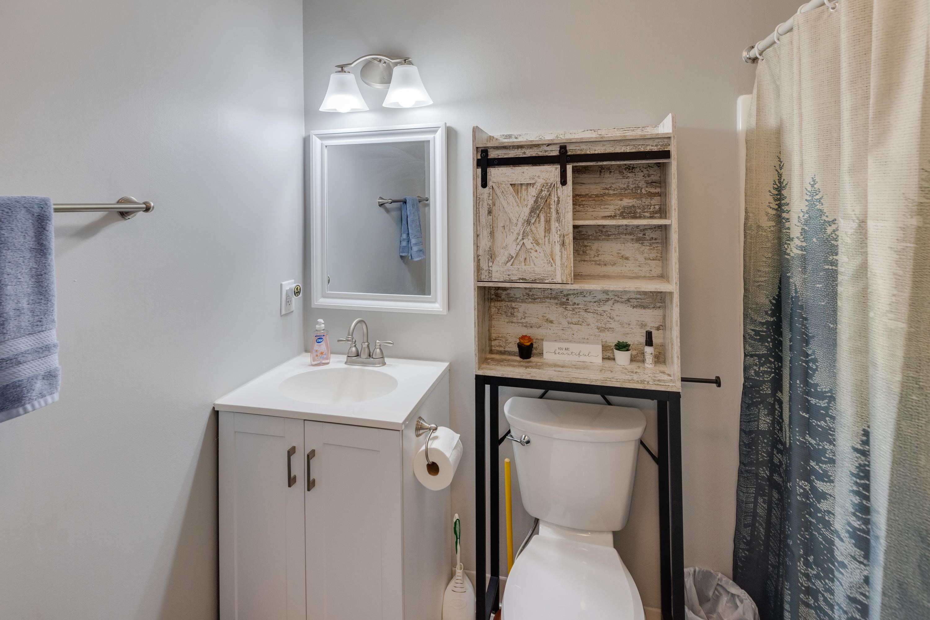 36 Lodge Road, Unit C102 Lincoln, NH 03251 - Photo 4 of 50