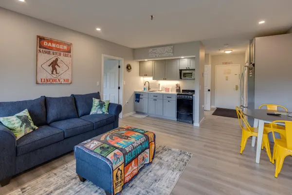 $290,900 | 36 Lodge Road, Unit C102, Lincoln, NH 03251