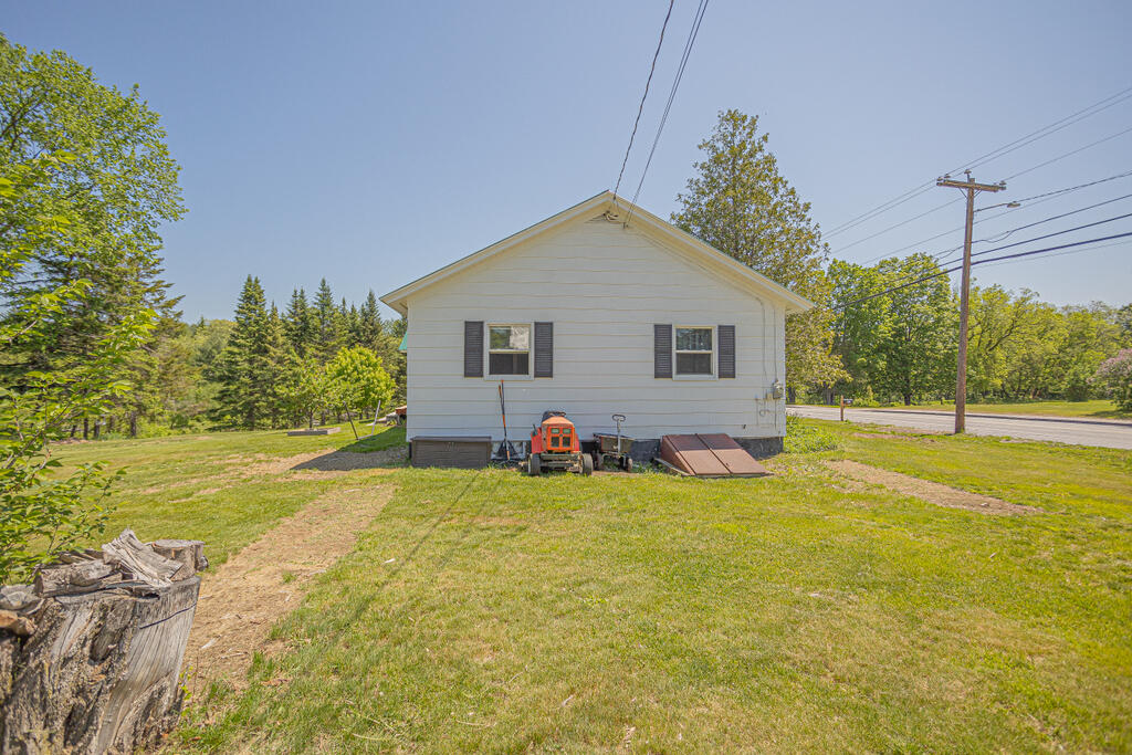 613 Fairbanks Road Farmington, ME 04938 - Photo 30 of 39 sandyriverrealty-5