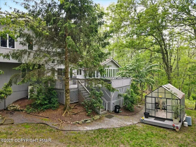 $615,000 | 202 Remuda Drive, Hawley, PA 18428