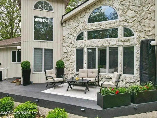 $615,000 | 202 Remuda Drive, Hawley, PA 18428