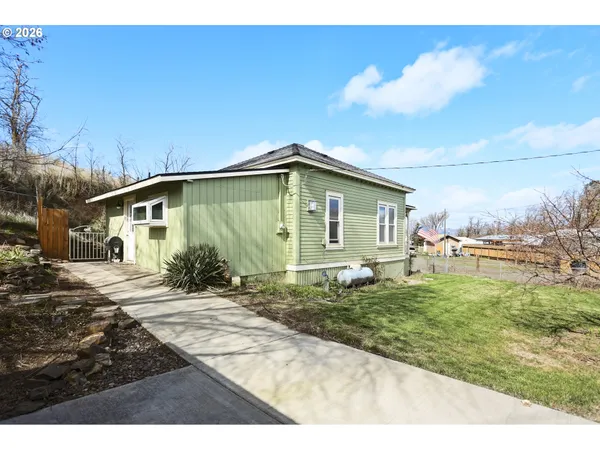 $239,000 | 320 Deschutes Street, Wasco, OR 97065