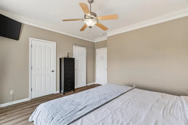 $444,000 | 1050 Hillsdale Court, Redding, CA 96003