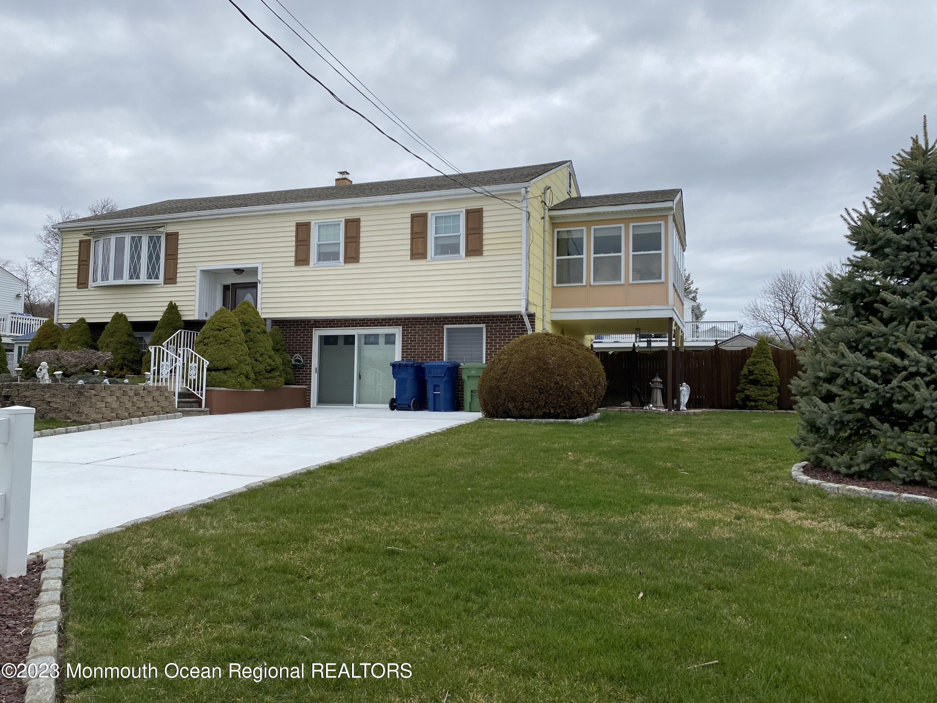 445 South Riverside Drive Neptune, NJ 07753 - Photo 7 of 52 IMG_3106