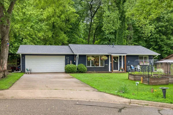 $250,000 | 2286 Bevans Circle, Red Wing, MN 55066