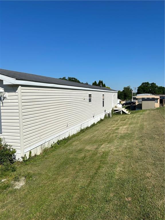 9 Scott Road Washington, PA 15301 - Photo 6 of 27 Nice yard