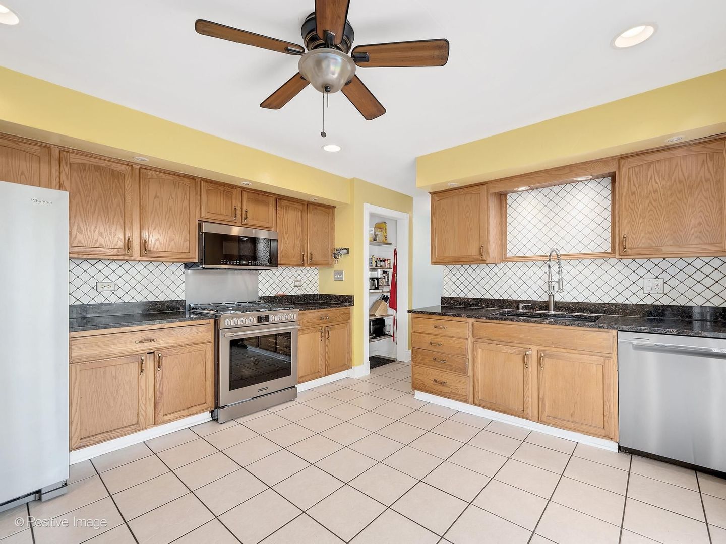 1436 South Prospect Street Wheaton, IL 60189 - Photo 10 of 29
