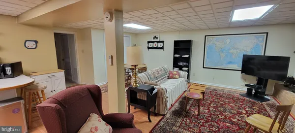 $1,600 | 813 Spring Valley Drive, Unit B, Fredericksburg, VA 22405