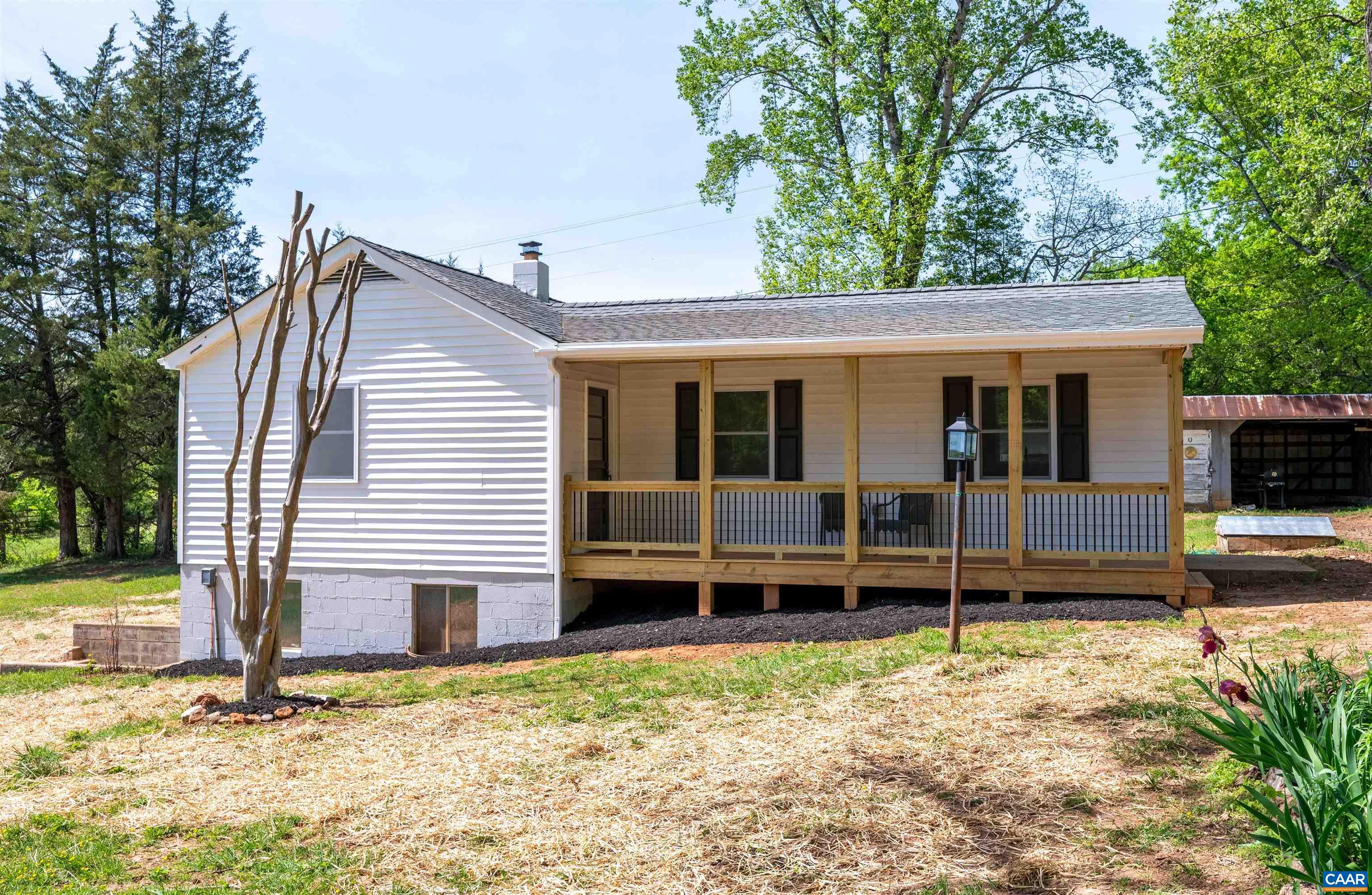 1867 Stage Junction Road Columbia, VA 23038 - Photo 5 of 46