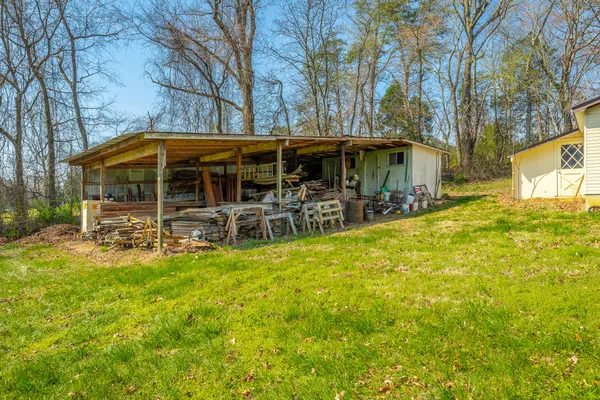 $425,000 | 724 Watts Bar Highway, Spring City, TN 37381