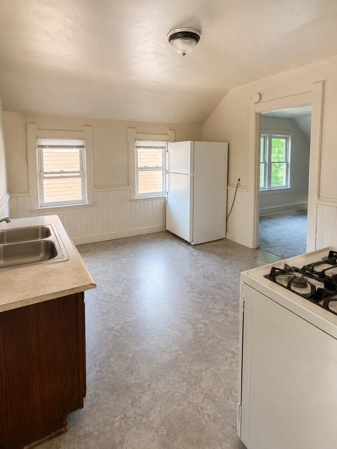 1522 South 15th Street Milwaukee, WI 53204 - Photo 26 of 53 duplex upper kitchen