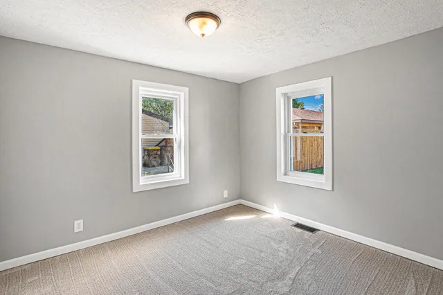 $247,900 | 4662 Tolland Avenue, Holt, MI 48842