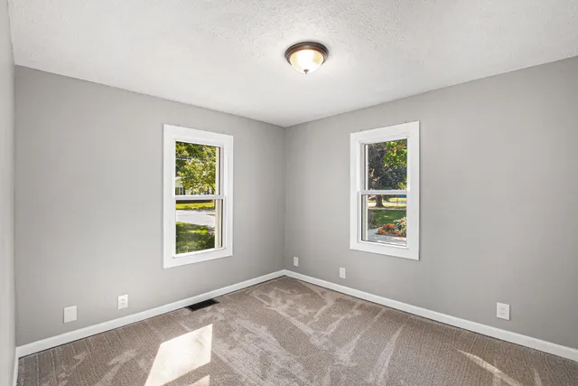 $247,900 | 4662 Tolland Avenue, Holt, MI 48842