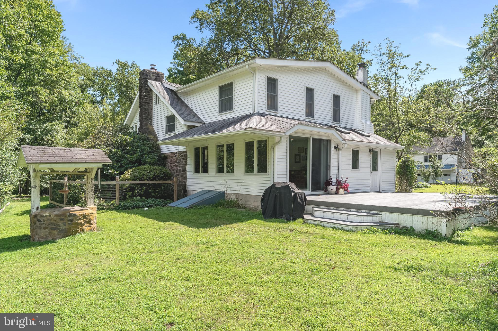 128 Perry Auger Road Upper Black Eddy, PA 18972 - Photo 23 of 50 Partial Stone exterior