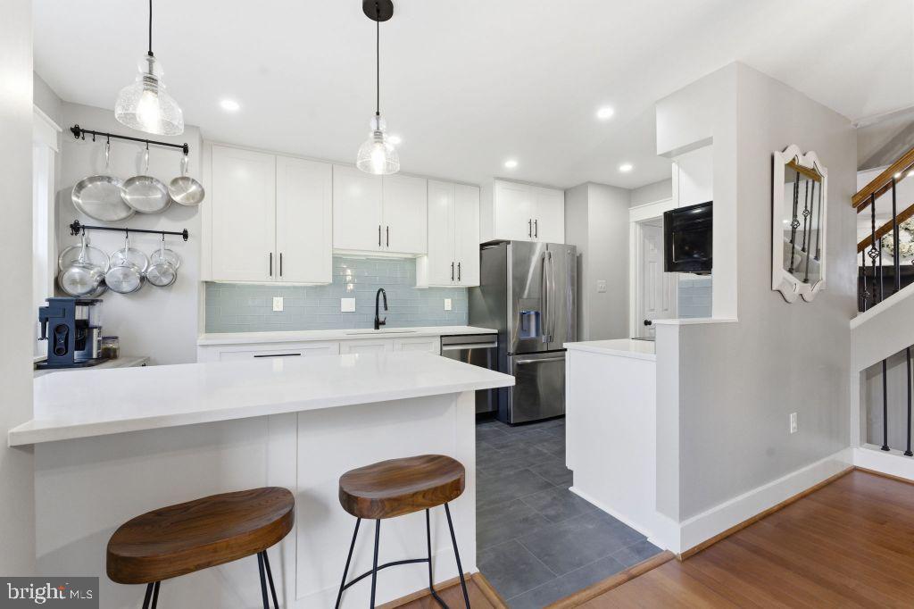 9118 Galbreth Court Springfield, VA 22153 - Photo 2 of 43