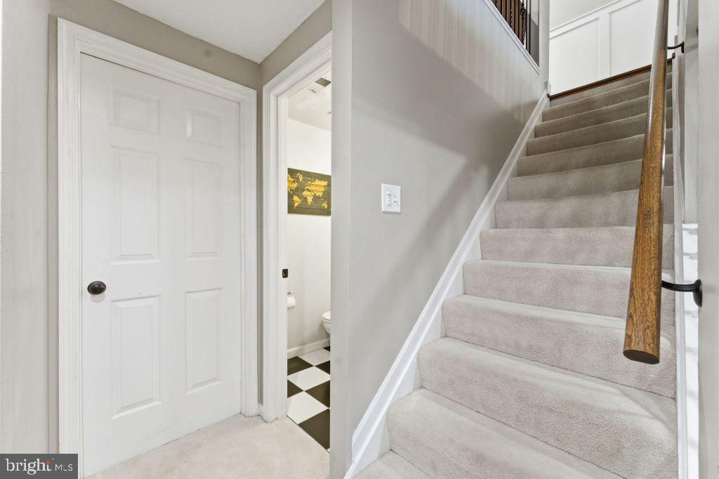 9118 Galbreth Court Springfield, VA 22153 - Photo 34 of 43