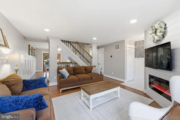 $610,000 | 9118 Galbreth Court, Springfield, VA 22153