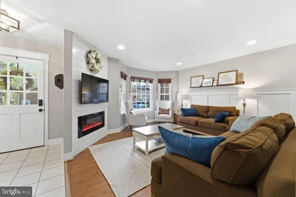$610,000 | 9118 Galbreth Court, Springfield, VA 22153