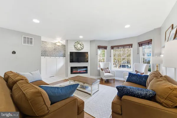 $610,000 | 9118 Galbreth Court, Springfield, VA 22153
