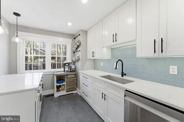 $610,000 | 9118 Galbreth Court, Springfield, VA 22153