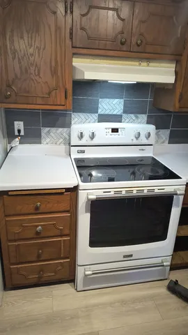 $375,000 | 2597 Southlawn Drive, St. Paul, MN 55109